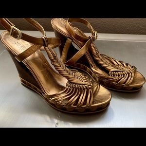 Bronze Vince Camuto platform wedges